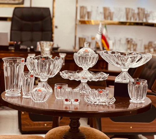 سرویس کریستال بسیار زیبا و دفورمه پرنس چین